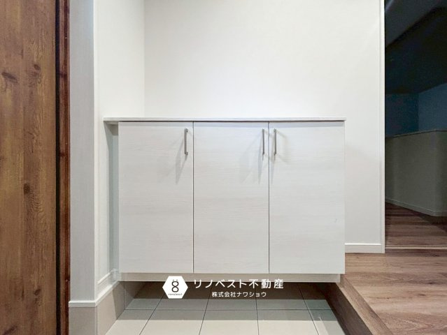 生野区舎利寺1丁目の収納|玄関にはシューズボックスもあります◎靴が多い方でも困りません♪
