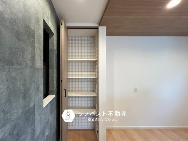 東大阪市中小阪1丁目の玄関|シューズボックスは大容量で片付いた玄関を保てそうですね◎