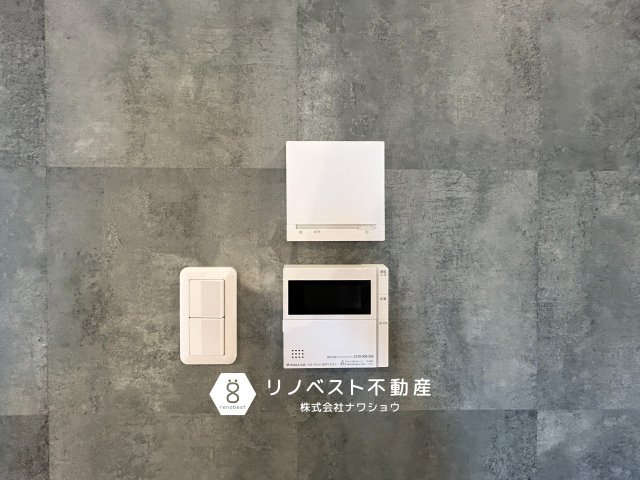 東大阪市中小阪1丁目の玄関|お掃除のしやすいタイルです！バリアフリー対応◎