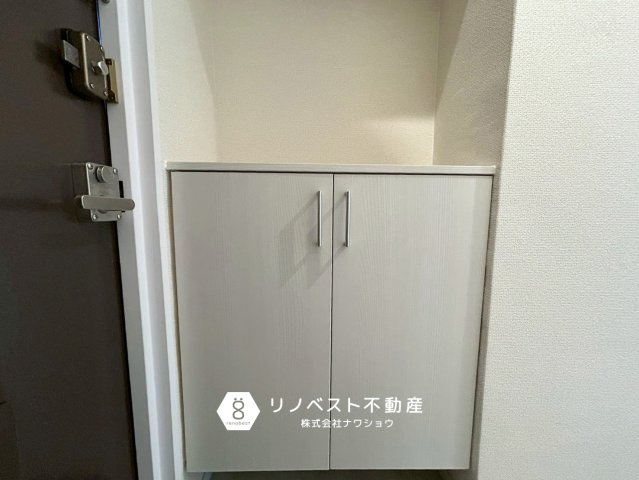 若江岩田パークマンションB棟の収納|２人暮らしなどにはちょうど良いシューズボックスです！