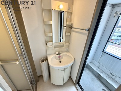 独立洗面台つきでおすすめです！