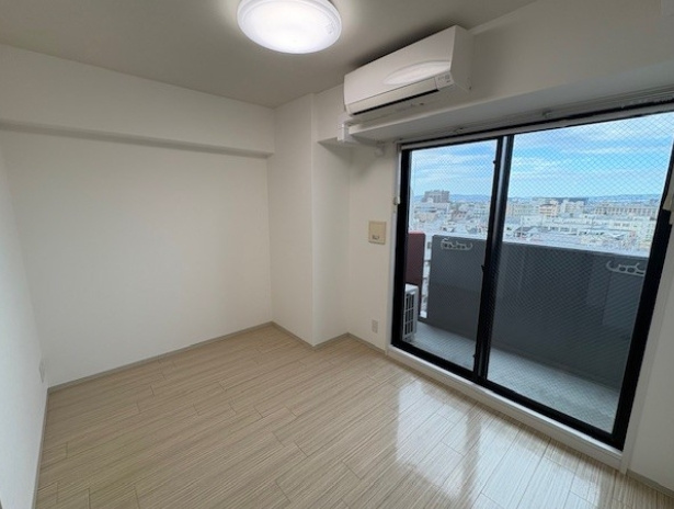 グランパシフィック十三元今里の居間・リビング