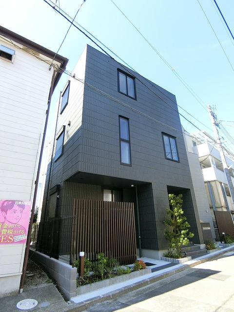 クレ　ドゥ　ボヌール　立川の外観