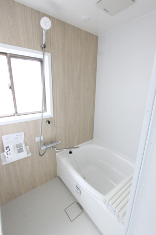 河崎貸家の浴室