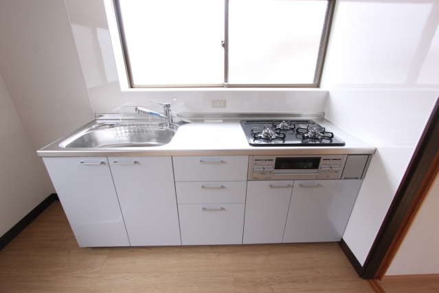 河崎貸家のキッチン