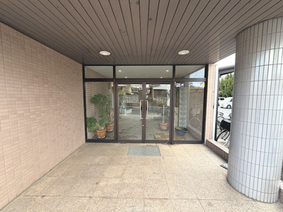 【エントランス】 | グランデール武蔵野