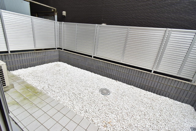 ＷＥＬＬ　ＣＯＵＲＴ　ＮＡＫＡＭＵＲＡＫＯＵＥＮ　名古屋市賃貸　仲介手数料無料のバルコニー