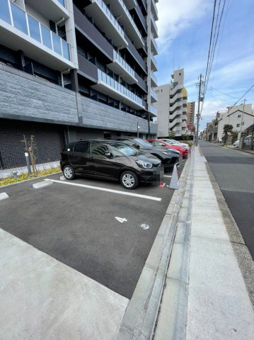 プレサンスNAGOYAシティオ　名古屋市賃貸　仲介手数料無料の駐車場