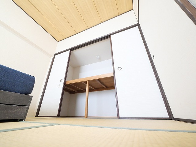 コーポ学園前　東棟の収納|収納があります