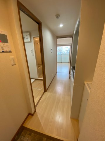 ワイズタワー新栄　名古屋市賃貸　仲介手数料無料の玄関