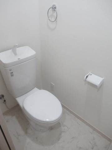 リブ千住大橋のトイレ