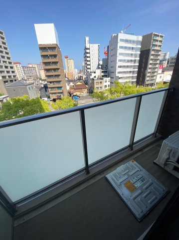 ディアレイシャス新栄　名古屋市賃貸　仲介手数料無料のバルコニー