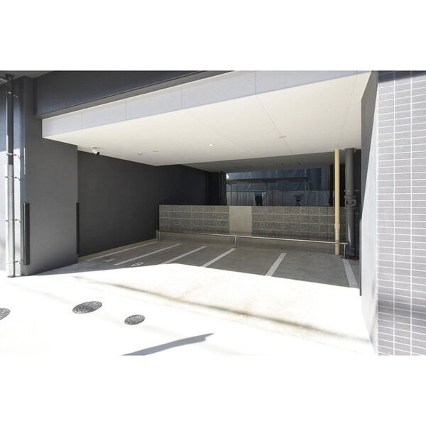 アドバンス名古屋アウリィ　名古屋市賃貸　仲介手数料無料の駐車場
