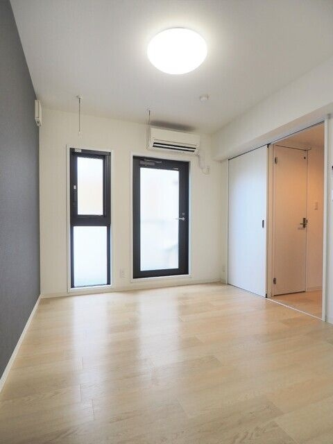 ＡＸＩＡ亀島の居間・リビング