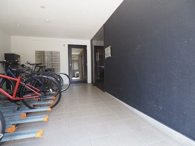 ＡＸＩＡ亀島の駐車場