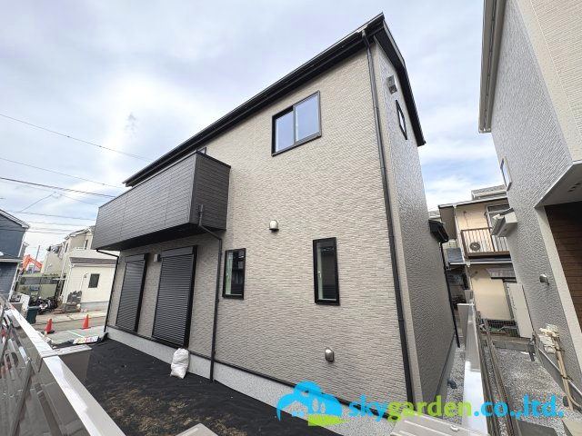 茅ヶ崎市萩園 第１期 １号棟の外観|全室南向きの４LDK