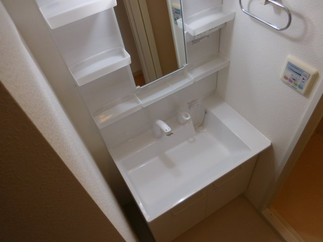 ラマージュⅠの洗面所