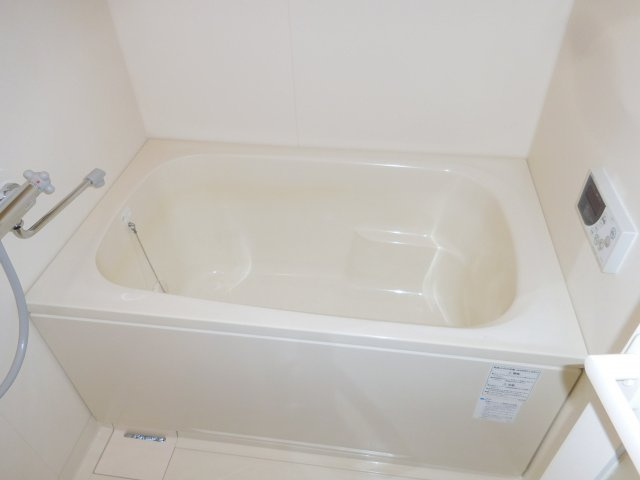 ラマージュⅠの浴室