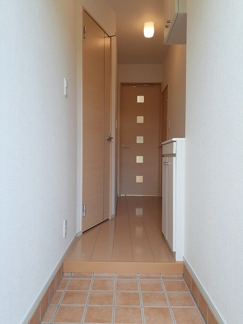 シュティル森崎の玄関