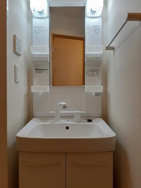 シュティル森崎の洗面所