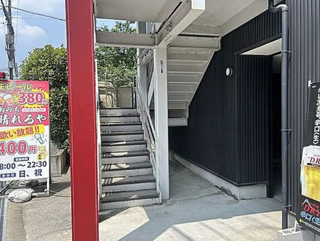 T-STYLEのエントランス