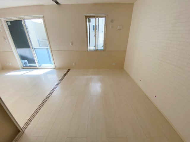 プレミールの洋室