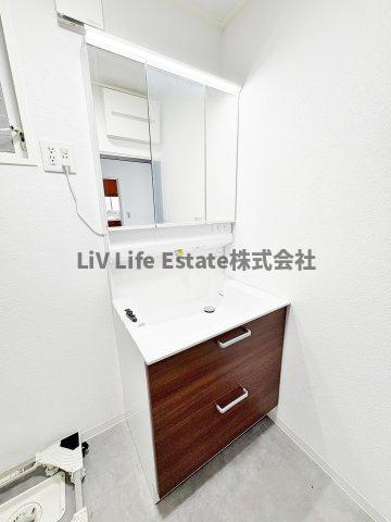 西東京市芝久保町3丁目戸建の洗面所