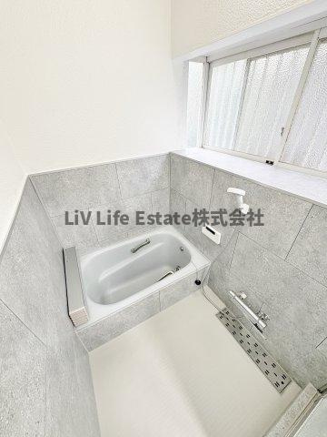 西東京市芝久保町3丁目戸建の浴室