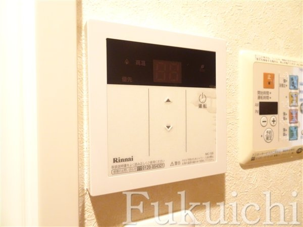 ルーブル学芸大学六番館のその他