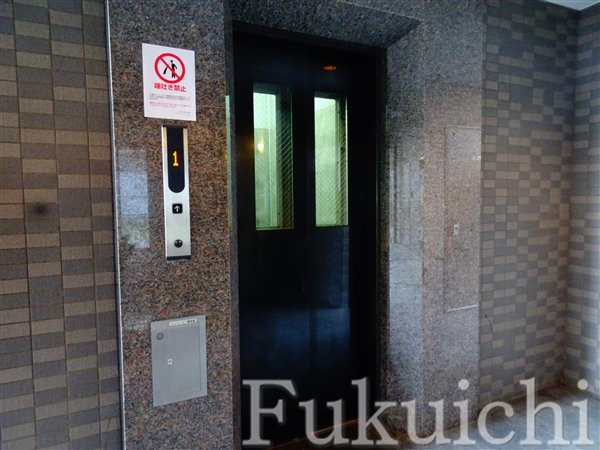 ルーブル学芸大学六番館のその他共用部分