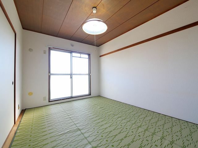 帝塚山ガーデンハイツ1号の和室
