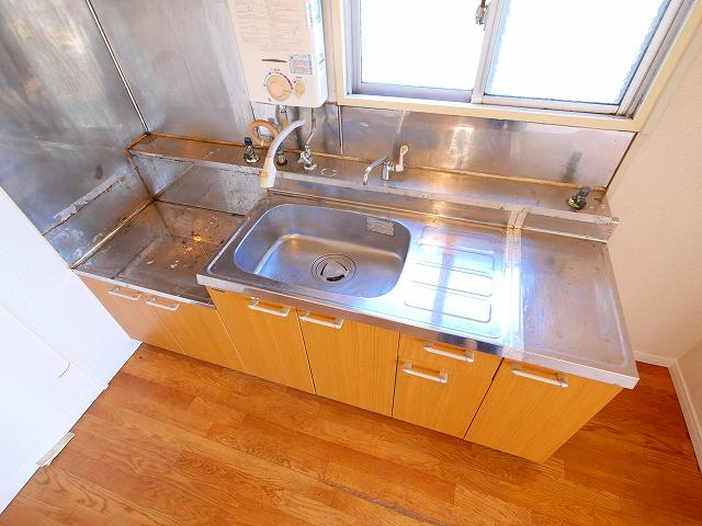 帝塚山ガーデンハイツ1号のキッチン