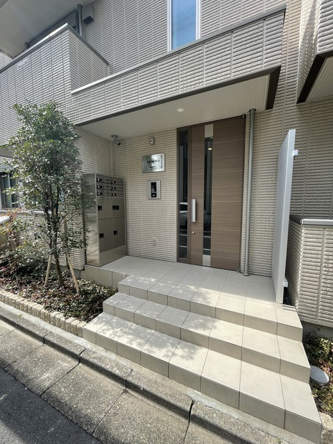LA SUIKOのエントランス|★オートロック付きエントランス★