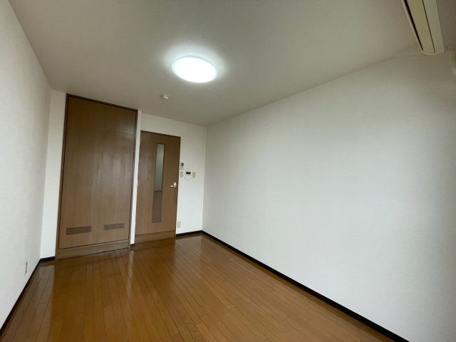 エミネンスの洋室