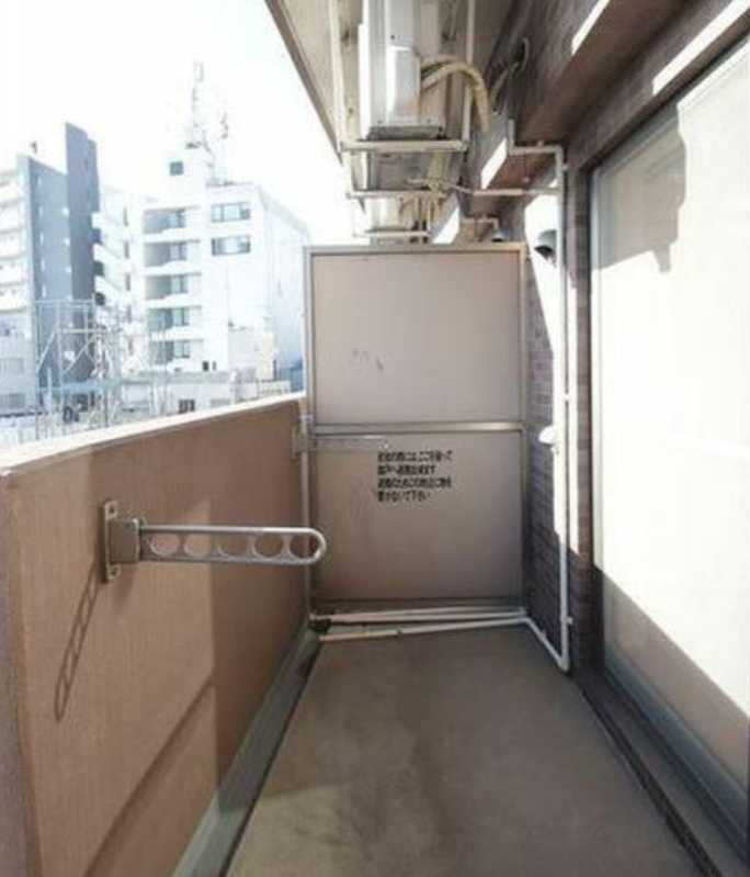 ヴェルト三軒茶屋　分譲賃貸　家具家電付きに変更可　ペット相談のバルコニー