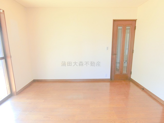 南馬込3丁目戸建ての居間・リビング|LD