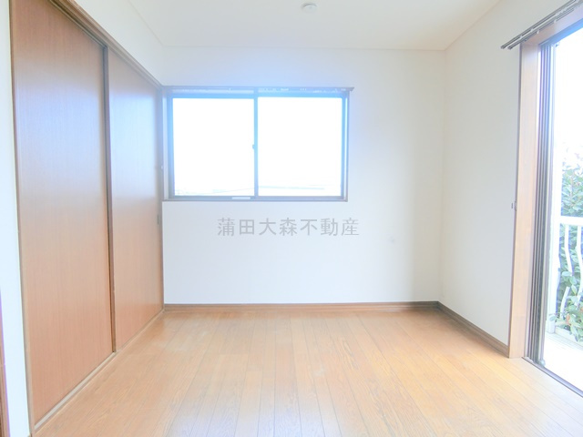 南馬込3丁目戸建ての内装|2階の洋室6帖