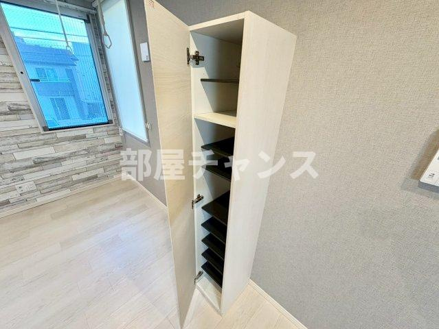 SELENITE日比野の収納