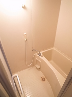 【浴室】 | ハイブリッジビル | 換気はこまめにしてあげてくださいね♪