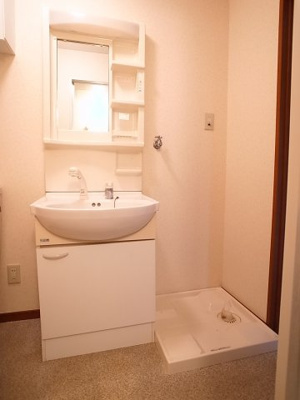 【洗面所】 | ハイブリッジビル | 室内洗濯機置き場完備！