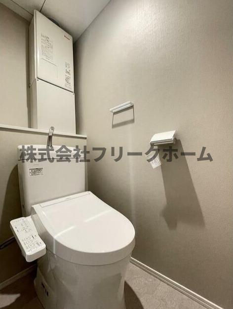 武蔵野市吉祥寺東町２丁目の賃貸マンションのトイレ