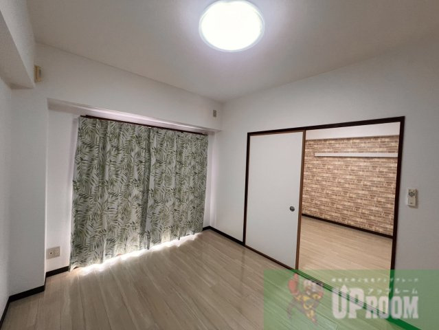 ロイヤルステージの居間・リビング