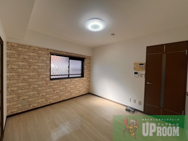 ロイヤルステージの居間・リビング