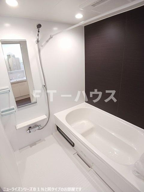 ラ・カーサ・フェリーチェの浴室|バス