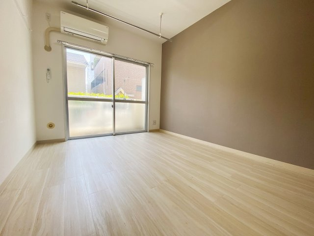 ドゥ・ボヌールの洋室