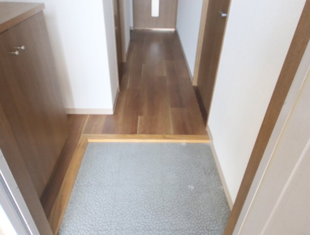 タラ生駒Ⅱの玄関