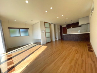 【居間・リビング】 | 天辰町借家戸建