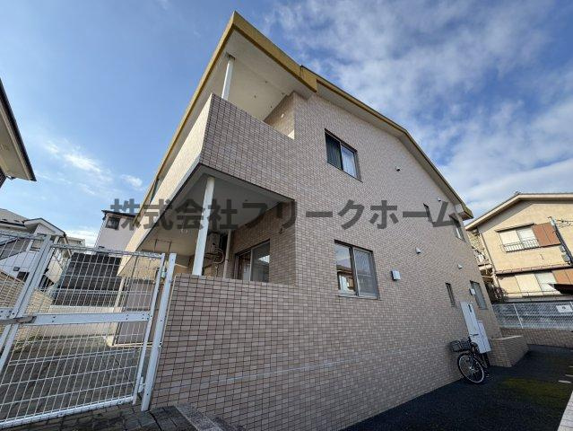 小金井市緑町４丁目の賃貸マンションの外観