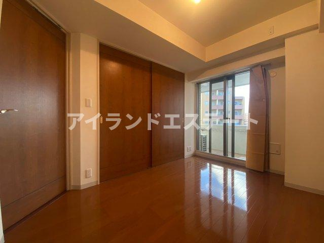 LANAI CLASSIC TOWER GARDEN VIEW　床煖房　通風良好　高層階の内装