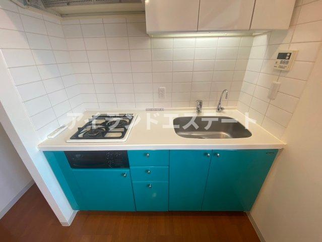 LANAI CLASSIC TOWER GARDEN VIEW　床煖房　通風良好　高層階のキッチン